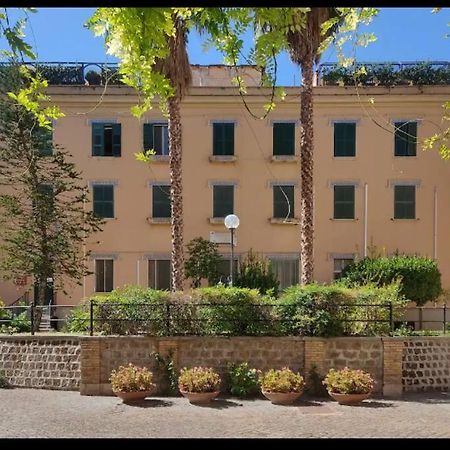 Peaceful Apartment In Prati Rome Exterior photo